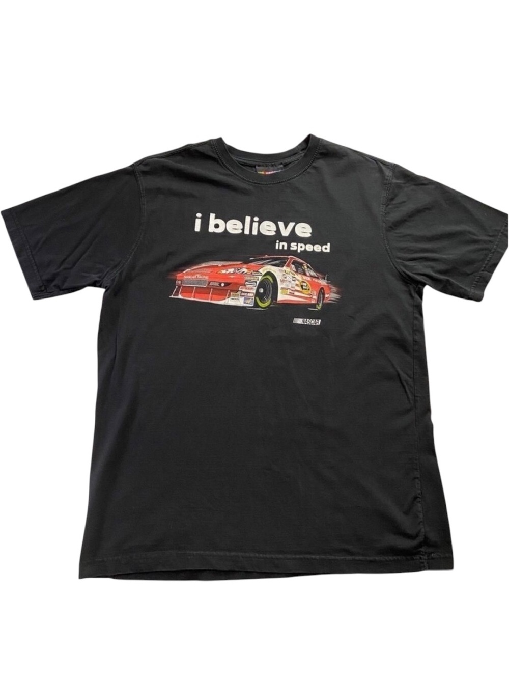 NASCAR black graphic t-shirt 100% cotton short sleeves race cars Large unisex